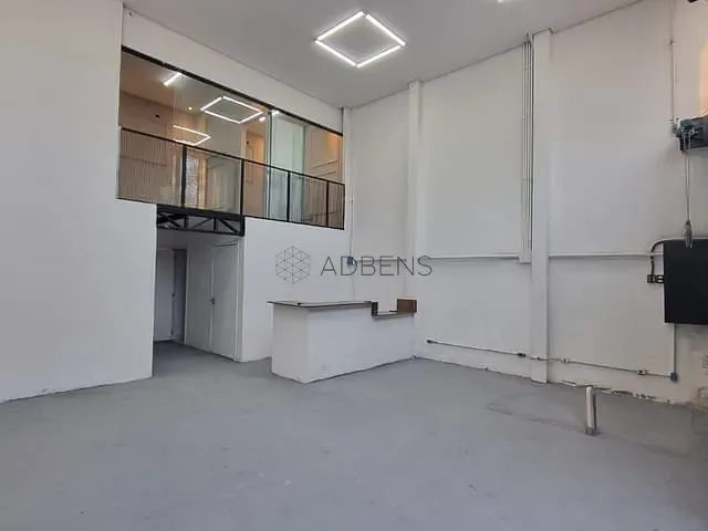 Galpão / Barracão com 200m², à venda, no bairro Planalto Paulista em São Paulo