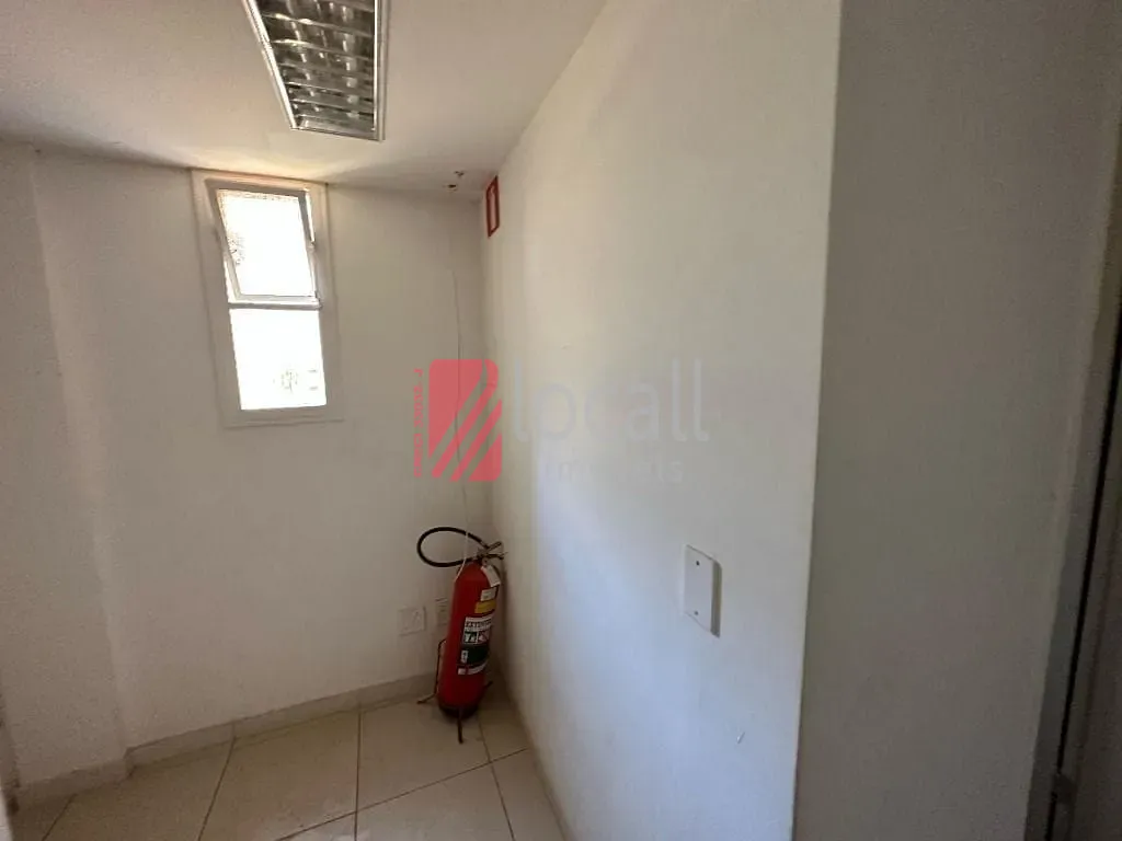 Loja / Salão / Ponto Comercial  para aluguel, 390m² — foto 15 de 21