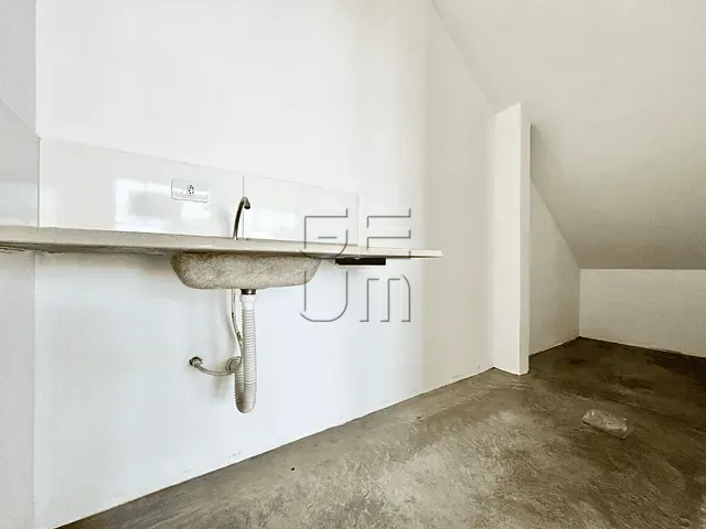 Loja com 348m², à venda ou para alugar, no bairro Jardim Planalto em Londrina