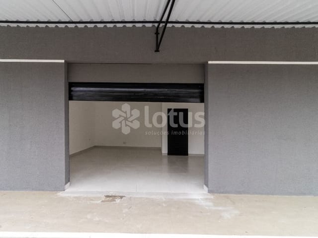 Loja com 28m², para alugar, no bairro Portais (Polvilho) em Cajamar