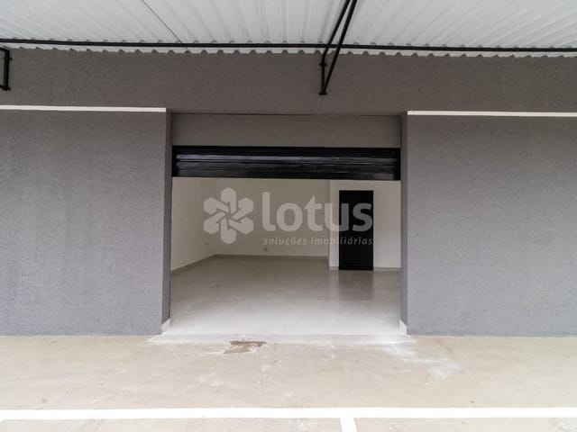 Loja com 28m², para alugar, no bairro Portais (Polvilho) em Cajamar