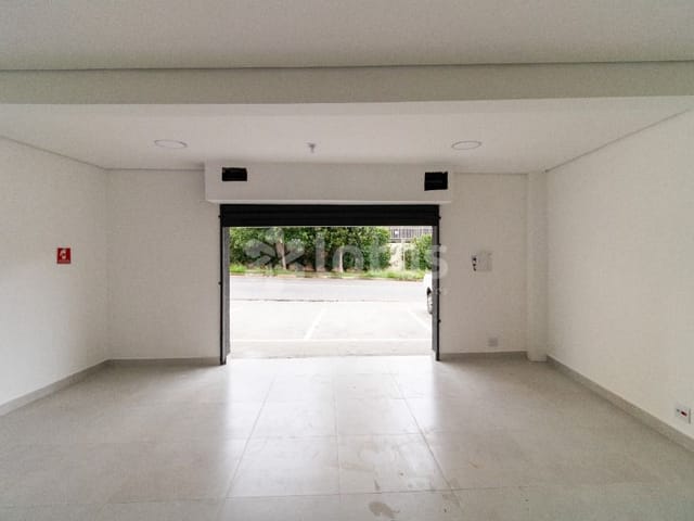 Loja com 28m², para alugar, no bairro Portais (Polvilho) em Cajamar