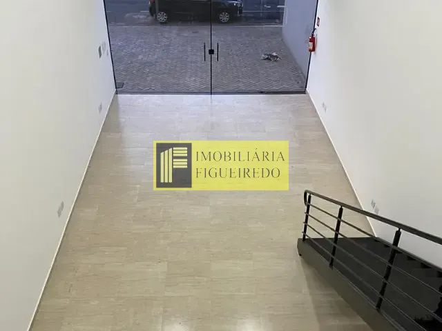 Loja com 230m², para alugar, no bairro Vila Santa Cândida em São José do Rio Preto
