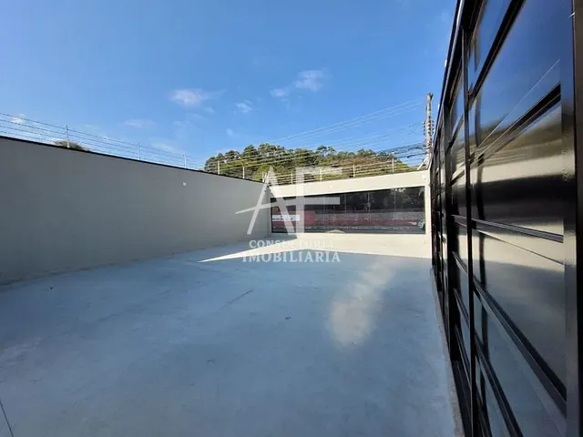 Loja com 232m², à venda, no bairro Vila São Geraldo em Taubaté