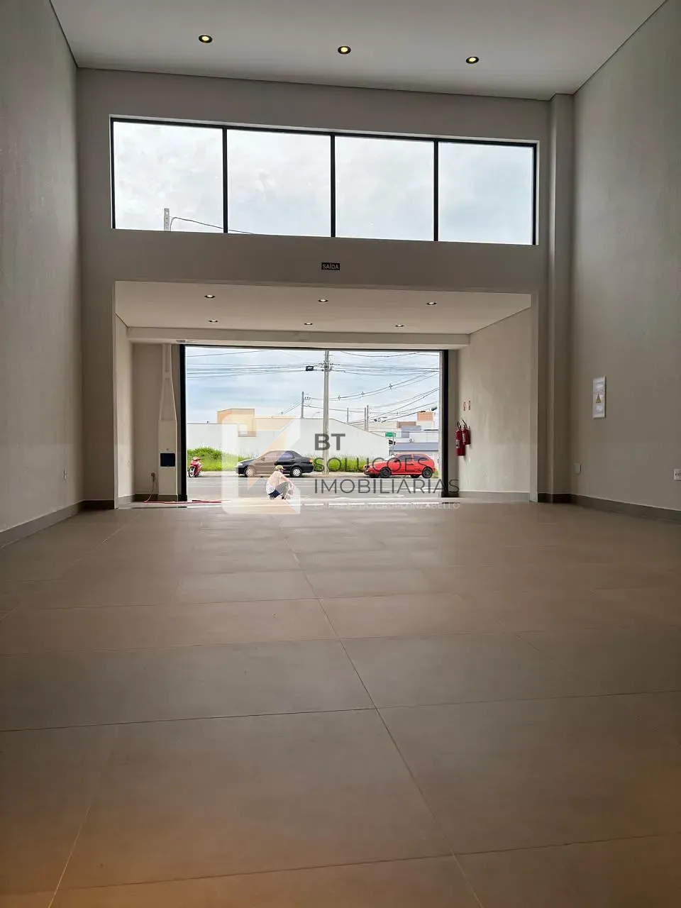 Loja-Salão, 150 m² - Foto 1