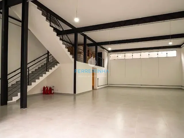 Ponto com 500m², à venda ou para alugar, no bairro Jardim Augusta em São José dos Campos