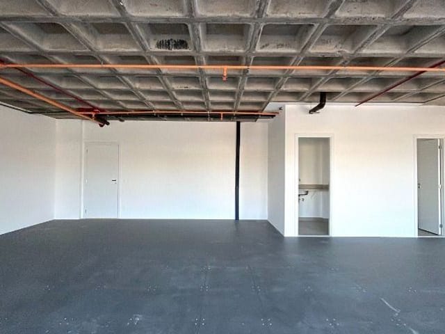 Loja com 142m², à venda, no bairro Bela Suiça em Londrina