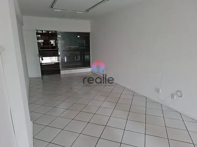 Loja para alugar, no bairro Barro Preto em Belo Horizonte