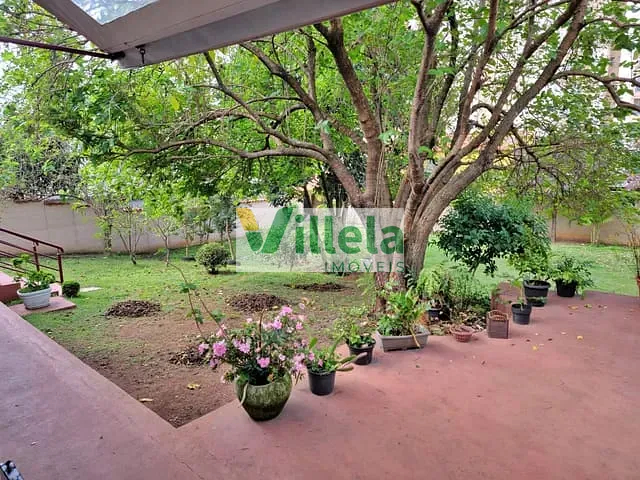 Loja com 814m², para alugar, no bairro Centro em Poá