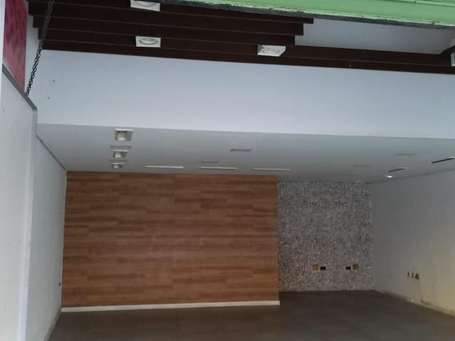 Loja para alugar, no bairro Centro em Macaé
