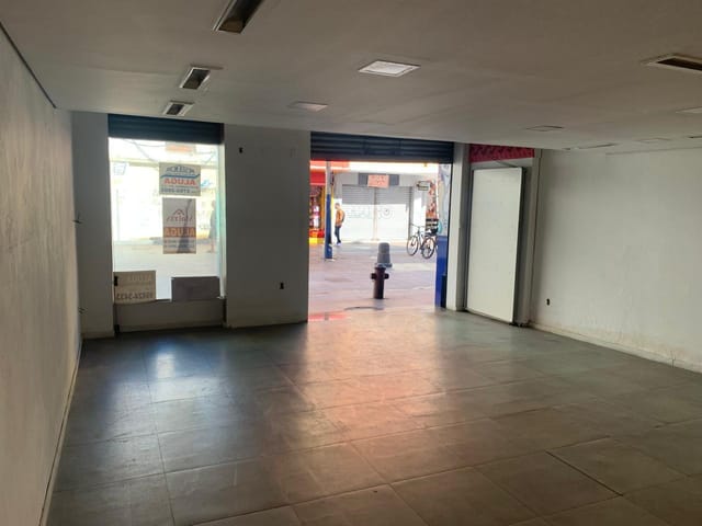 Loja para alugar, no bairro Centro em Macaé