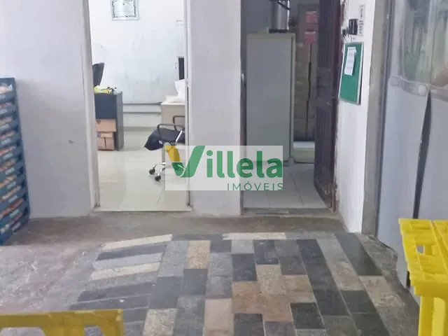 Loja com 253m², à venda, no bairro Vila Bandeirantes em Poá