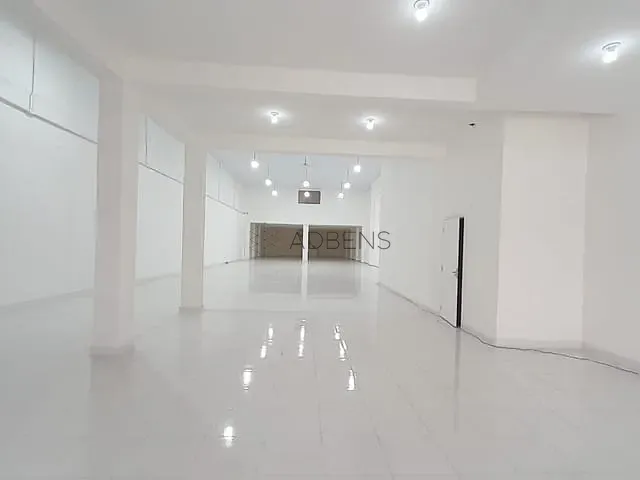 Loja com 500m², para alugar, no bairro Santo Amaro em São Paulo