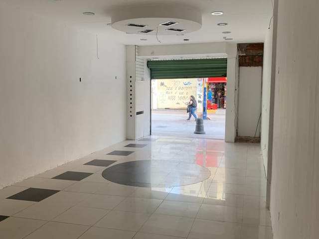 Loja à venda, no bairro Centro em Macaé