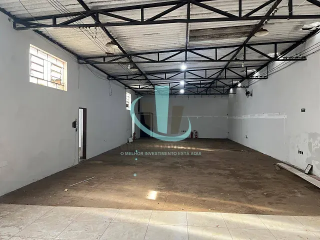 Loja com 360m², para alugar, no bairro Jardim Imperador em Araraquara