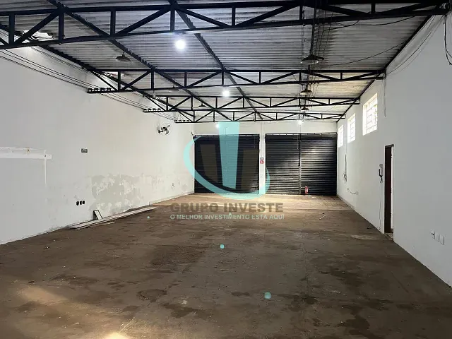 Loja com 360m², para alugar, no bairro Jardim Imperador em Araraquara