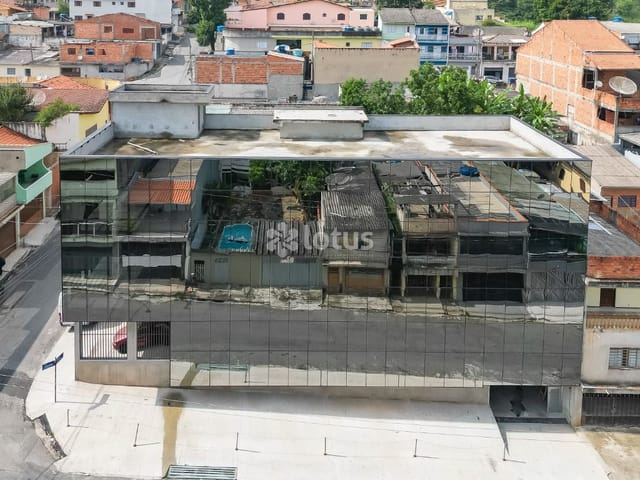 Loja com 300m², para alugar, no bairro Jardins (Polvilho) em Cajamar