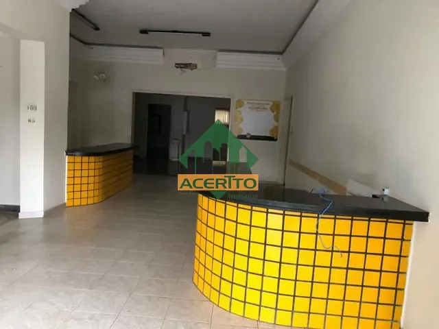 Loja com 700m², para alugar, no bairro Vila Mendonça em Araçatuba
