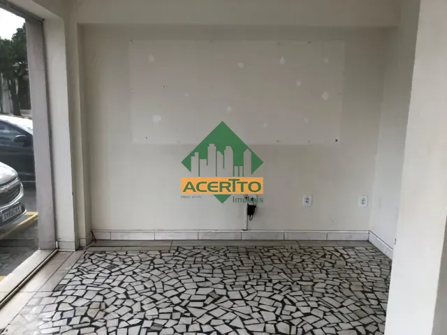 Loja com 700m², para alugar, no bairro Vila Mendonça em Araçatuba