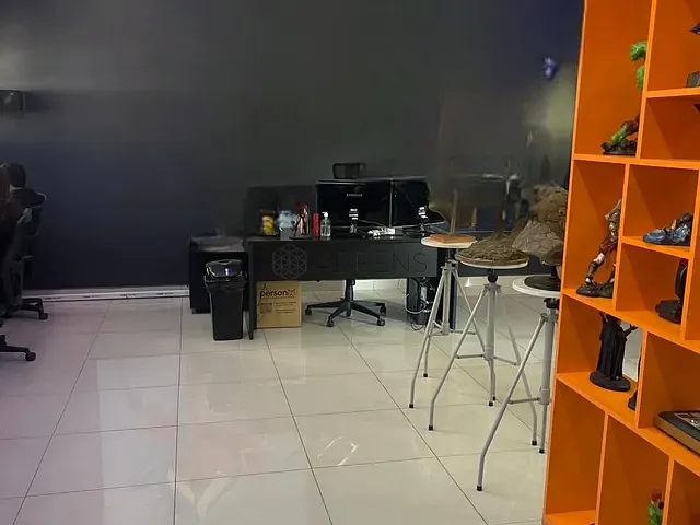 Loja à venda ou para alugar, no bairro Chácara Santo Antônio (Zona Sul) em São Paulo