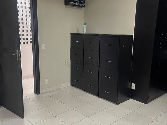 Loja à venda ou para alugar, no bairro Chácara Santo Antônio (Zona Sul) em São Paulo