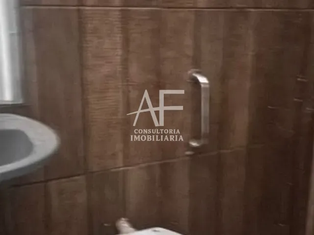 Loja com 90m², para alugar, no bairro Chácara do Visconde em Taubaté
