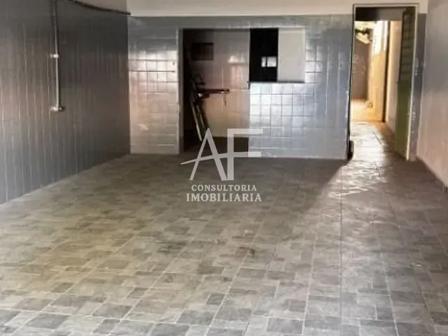 Loja com 90m², para alugar, no bairro Chácara do Visconde em Taubaté