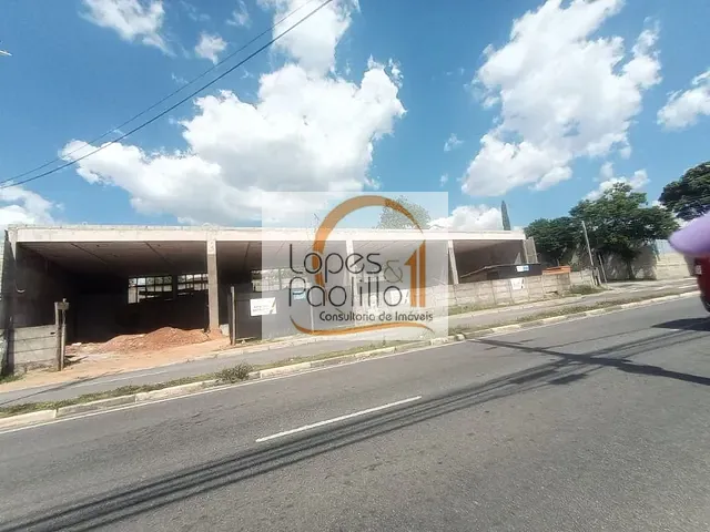 Loja com 155m², para alugar, no bairro Jardim Paulista em Atibaia