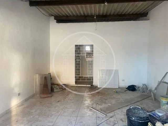 Loja com 110m², para alugar, no bairro Jardim Myrna em São Paulo