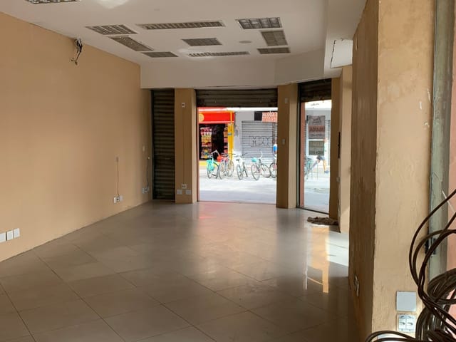 Loja para alugar, no bairro Centro em Macaé