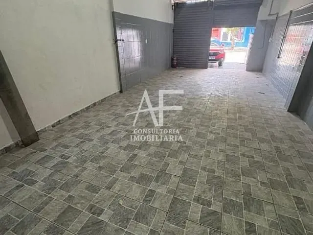 Loja com 120m², para alugar, no bairro Chácara do Visconde em Taubaté
