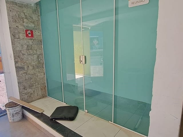 Loja para alugar, no bairro Cavaleiros em Macaé