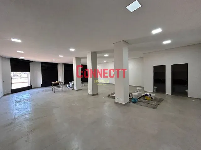 Loja com 156m², para alugar, no bairro Centro em Ribeirão Preto