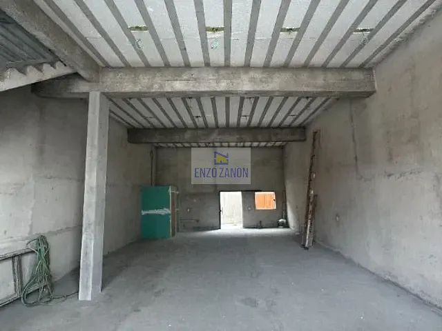 Loja com 300m², para alugar, no bairro Jordanópolis em São Bernardo do Campo