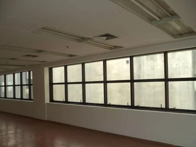 Loja com 188m², à venda ou para alugar, no bairro República em São Paulo