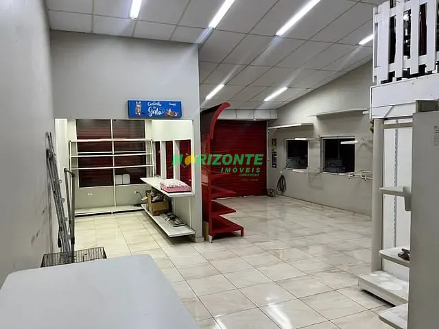 Loja com 200m², para alugar, no bairro Jardim Paulista em São José dos Campos