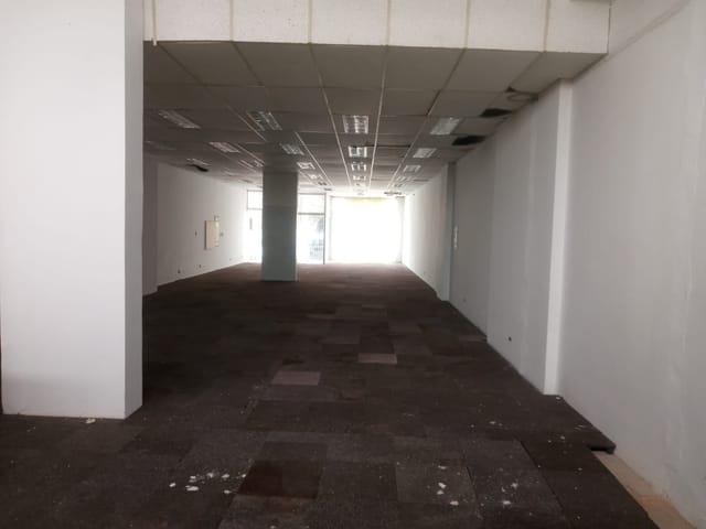 Loja com 240m², à venda, no bairro Cambuci em São Paulo