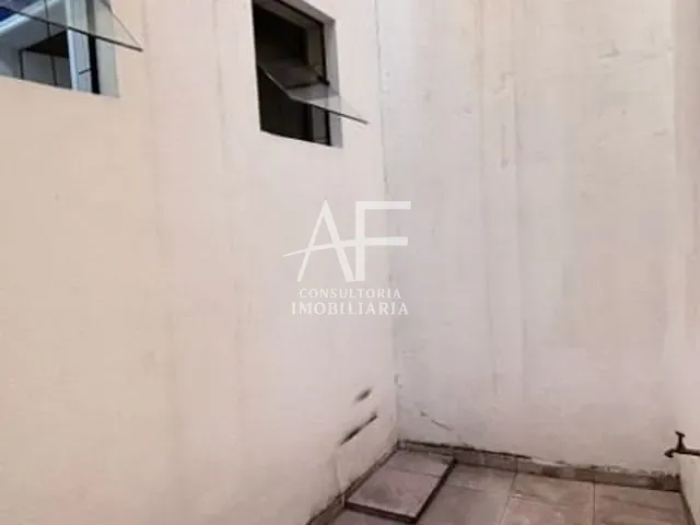 Loja com 50m², para alugar, no bairro Centro em Taubaté