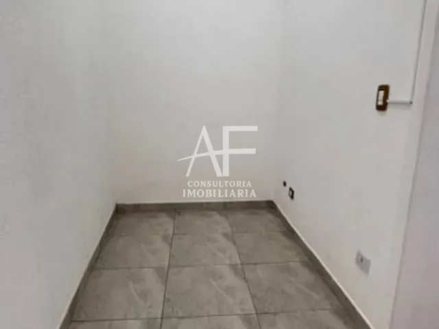 Loja com 50m², para alugar, no bairro Centro em Taubaté