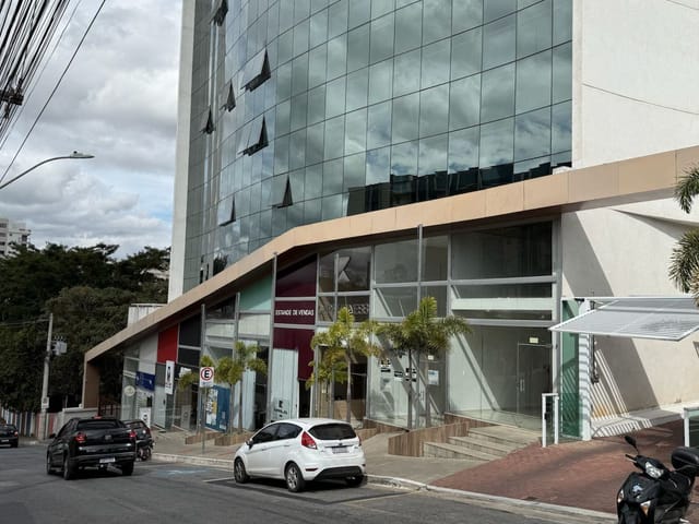 Loja para alugar, no bairro Centro em Lavras