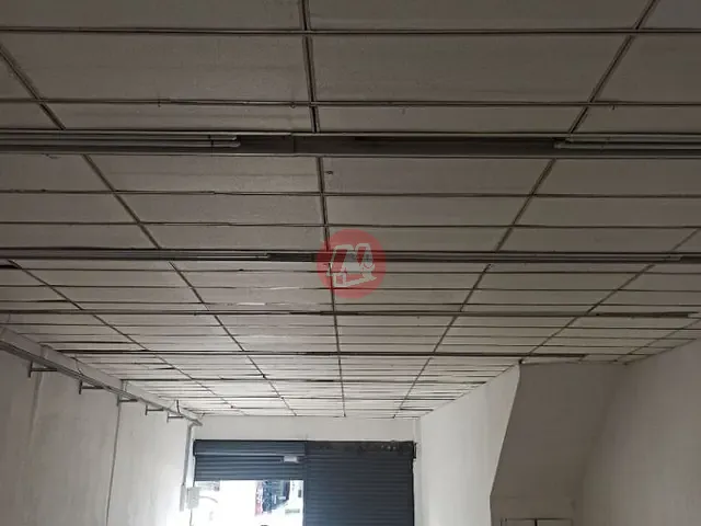 Loja para alugar, no bairro Navegantes em Porto Alegre