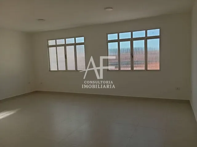 Loja para alugar, no bairro Jardim Portugal em São José dos Campos