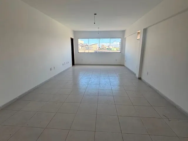 Loja para alugar, no bairro Centro em Macaé