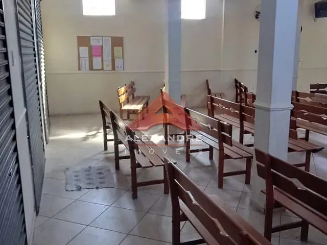 Loja com 300m², à venda, no bairro Conjunto Residencial Galo Branco em São José dos Campos