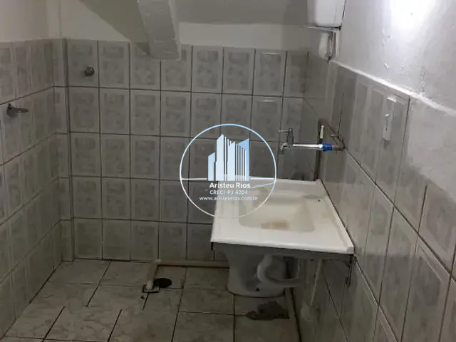 Loja com 60m², para alugar, no bairro Centro em Pouso Alegre