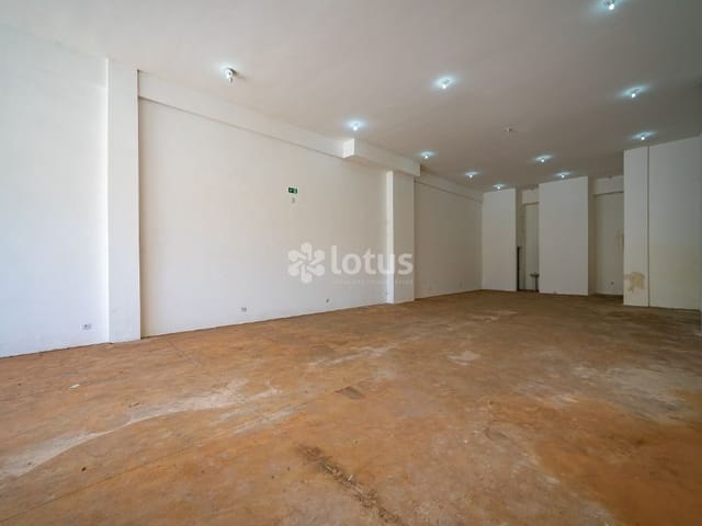 Loja com 150m², para alugar, no bairro Portais (Polvilho) em Cajamar