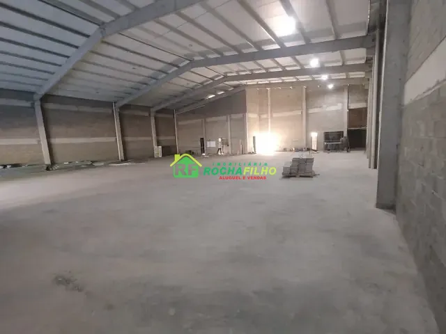 Loja com 800m², para alugar, no bairro Horto em Teresina