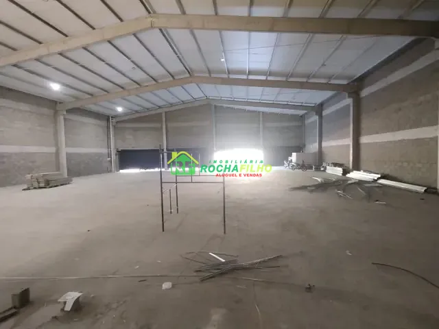 Loja com 800m², para alugar, no bairro Horto em Teresina