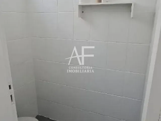 Loja com 250m², para alugar, no bairro Jardim Portugal em São José dos Campos