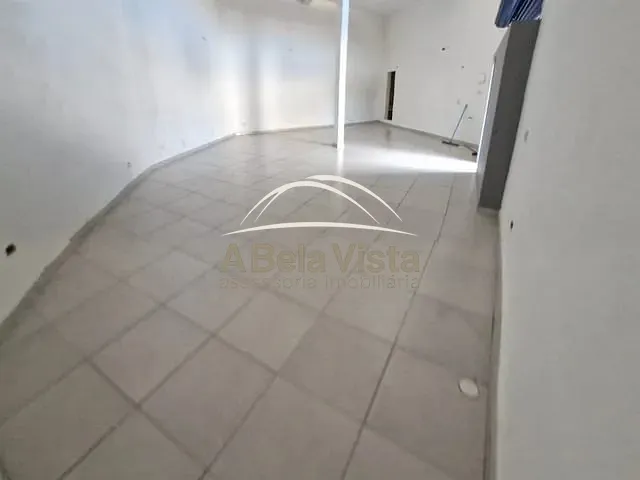 Loja com 125m², para alugar, no bairro Jardim Roberto em Osasco